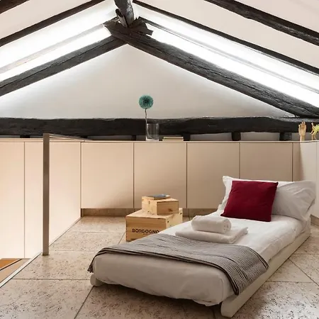 Easylife - Como - Diaz 11 - Lago di Como